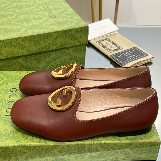 BLONDIE LOGO-PLAQUE LOAFERS IN SYRUP BROWN CALFSKIN WITH GOLD HARDWARE