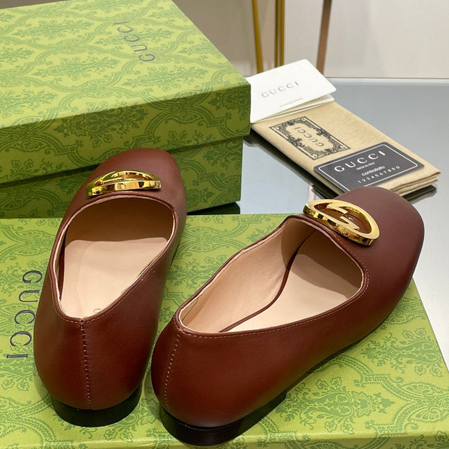 BLONDIE LOGO-PLAQUE LOAFERS IN SYRUP BROWN CALFSKIN WITH GOLD HARDWARE