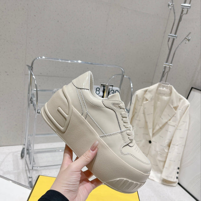 FENDI LOW-TOP TRAINER IN WHITE CALFSKIN