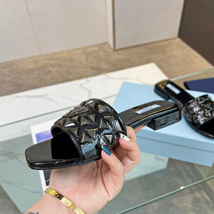 PRA EMBROIDERED SLIDES FLAT BLACK CALFSKIN