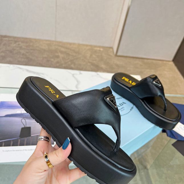 PRA SOFT PADDED NAPPA THONG WEDGE SANDALS BLACK LAMBSKIN