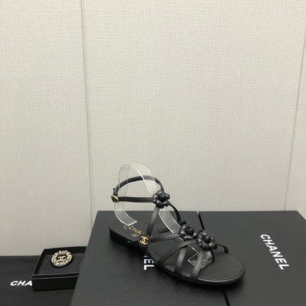FLORAL FLAT SANDAL IN BLACK LAMBSKIN