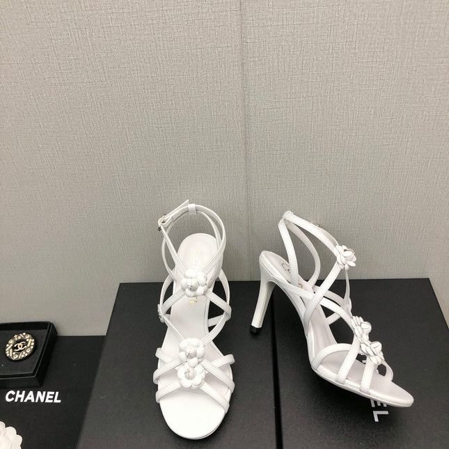 FLORAL HIGH HEEL SANDAL IN WHITE LAMBSKIN