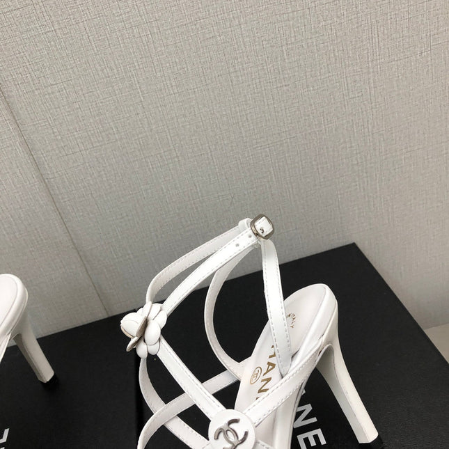 FLORAL HIGH HEEL SANDAL IN WHITE LAMBSKIN