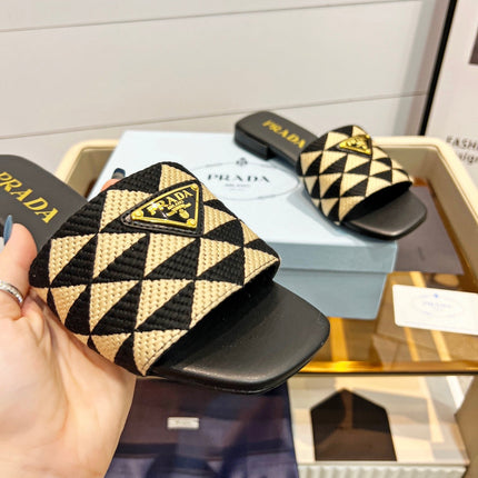 PRA EMBROIDERED SLIDES FLAT BLACK AND BEIGE FABRIC