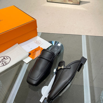 GROUPIE MULE BLACK LAMBSKIN