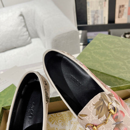 HORSEBIT LOAFER WITH FLOWER PRINT IN LINEN BEIGE MONOGRAM JACQUARD FABRIC