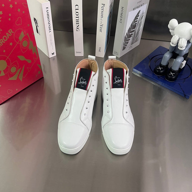 FIQUE A VONTADE SLIP-ON SNEAKERS IN WHITE SHINY CALFSKIN