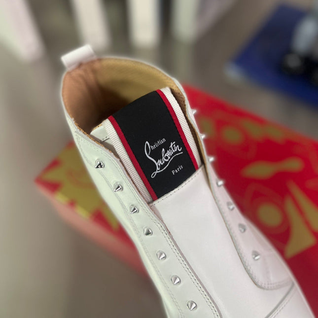 FIQUE A VONTADE SLIP-ON SNEAKERS IN WHITE SHINY CALFSKIN