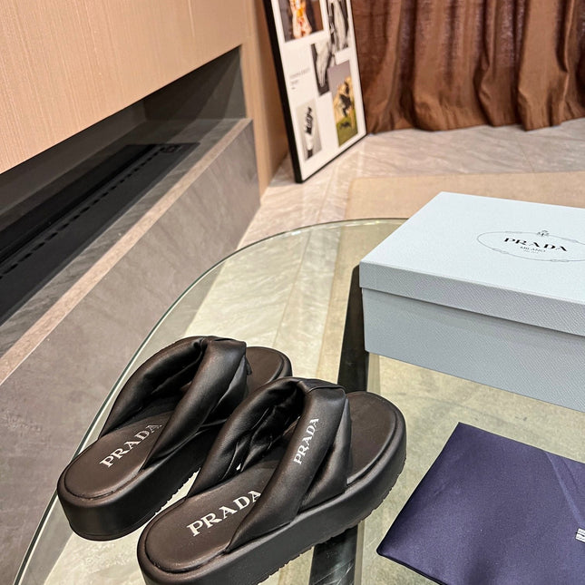 PRA THONG FLATFORM SANDALS BLACK LAMBSKIN