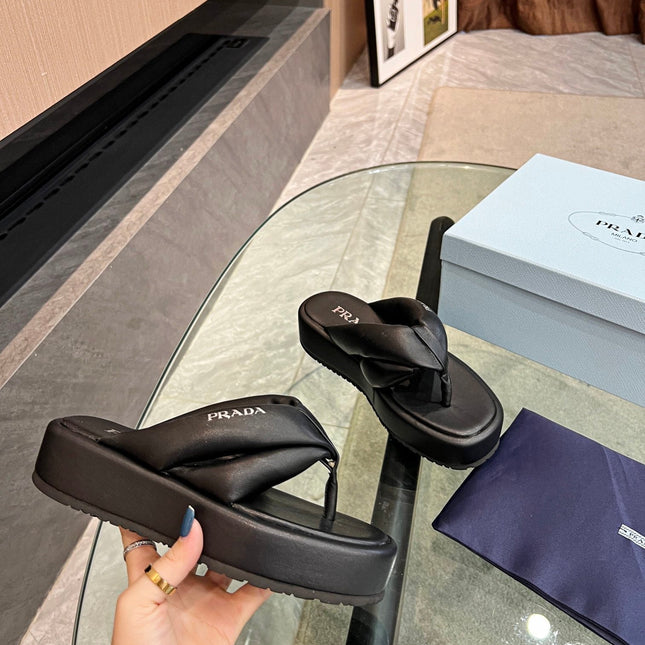 PRA THONG FLATFORM SANDALS BLACK LAMBSKIN