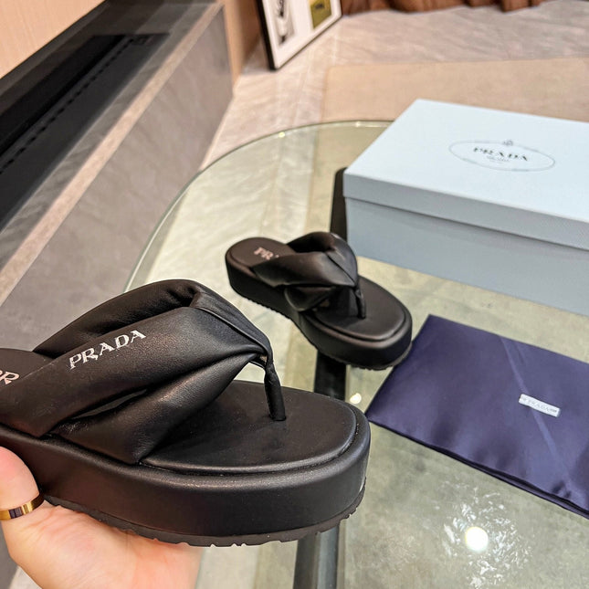 PRA THONG FLATFORM SANDALS BLACK LAMBSKIN