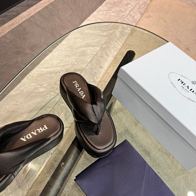 PRA THONG FLATFORM SANDALS BLACK LAMBSKIN