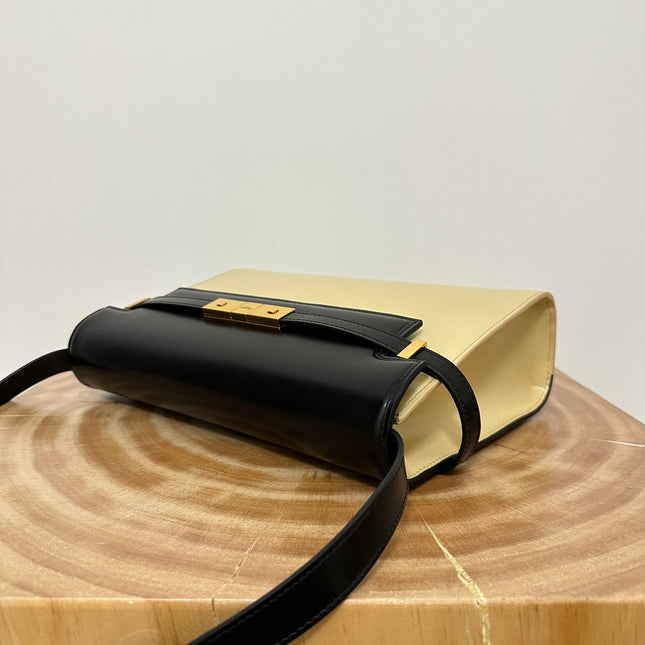 MANHATTAN 29 TOP-HANDLE IN SMOOTH BLACK BEIGE CALFSKIN