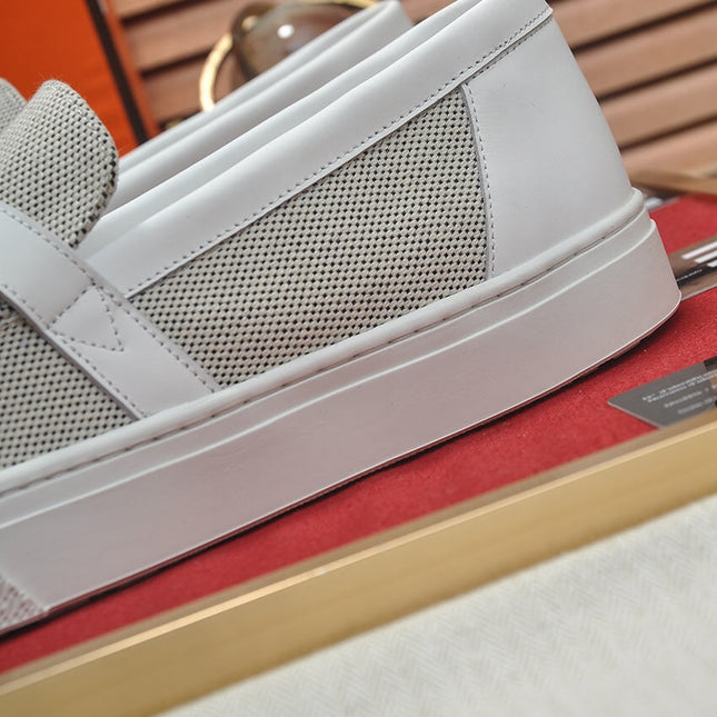 HM GAME SLIP-ON SNEAKER BLACK PLUM AND WHITE DENIM