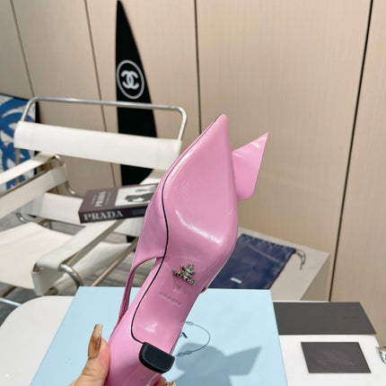 POINTED TOE SLINGBACK KITTEN HEEL WITH BOW IN PINK GLOSSY LAMBSKIN