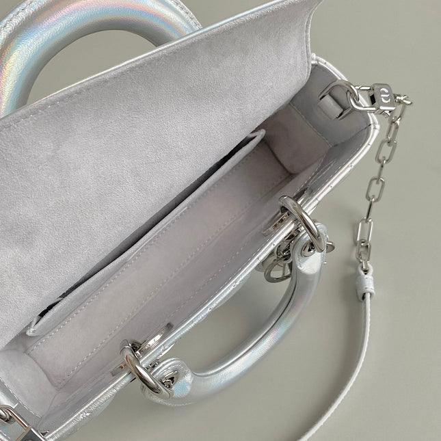 D-JOY BAG 22 IN SILVER LAMBSKIN