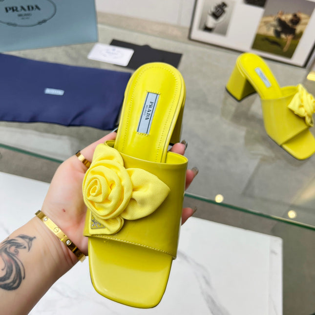 PRA FLOWER BLOCK HEELS 75 LEMON CALFSKIN