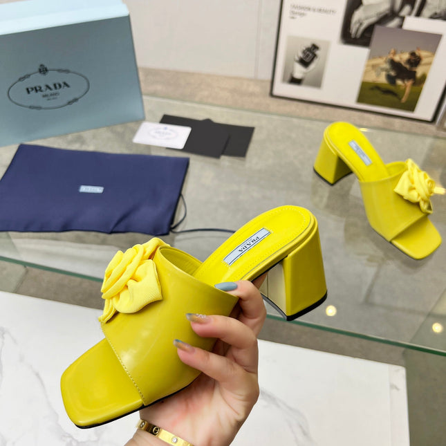 PRA FLOWER BLOCK HEELS 75 LEMON CALFSKIN