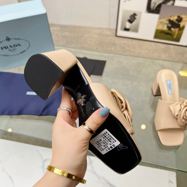 PRA FLOWER BLOCK HEELS 75 BEIGE CALFSKIN