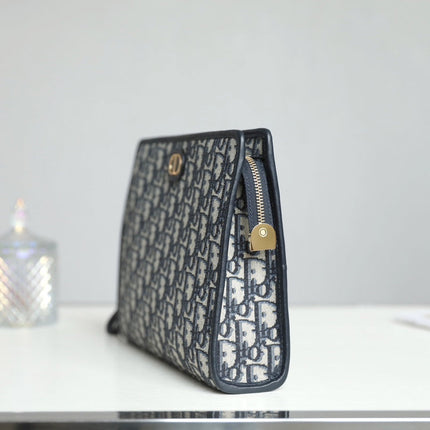 BOOK TOTE 26 IN BLACK OBLIQUE JACQUARD
