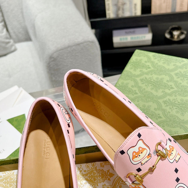 HORSEBIT LOAFER WITH CUTE CAT PRINT IN LIGHT PINK CALFSKIN