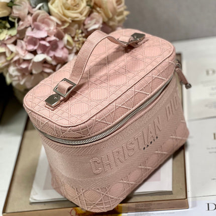 SMALL 25 TRAVEL VANITY CASE WITH SHOULDER STRAP PEACH PINK