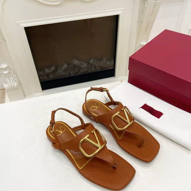 THONG SANDALS IN BRONZE BROWN CALFSKIN WITH GOLD LOGO