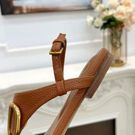 THONG SANDALS IN BRONZE BROWN CALFSKIN WITH GOLD LOGO