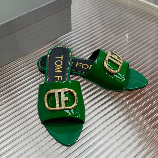 FLAT SLIDE IN PINE GREEN METALLIC CALFSKIN