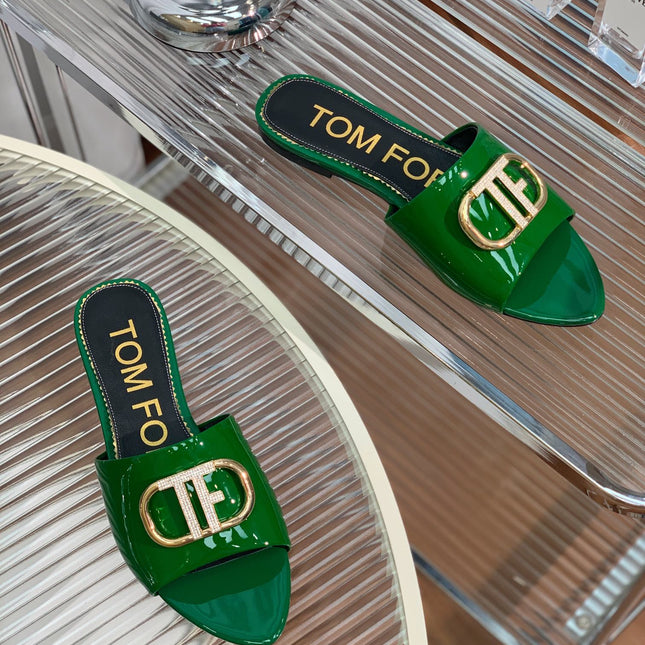 FLAT SLIDE IN PINE GREEN METALLIC CALFSKIN