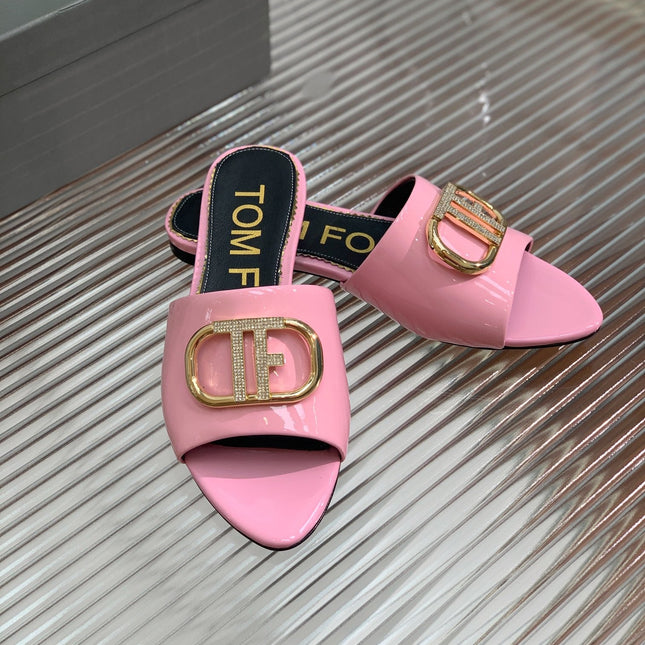 FLAT SLIDE IN BABY PINK METALLIC CALFSKIN