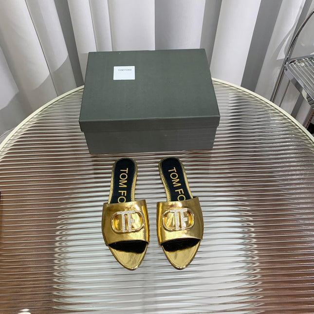 FLAT SLIDE IN GOLD METALLIC CALFSKIN