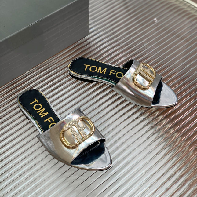 FLAT SLIDE IN SILVER METALLIC CALFSKIN