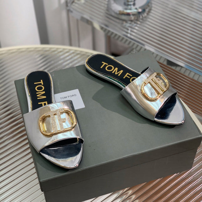 FLAT SLIDE IN SILVER METALLIC CALFSKIN