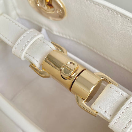 MINI LADY 19 IN WHITE LAMBSKIN