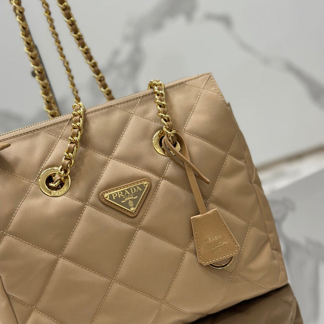 VINTAGE HOBO BAG 25 IN LIGHT FRENCH BEIGE QUILTED NYLON GOLD HARDWARE