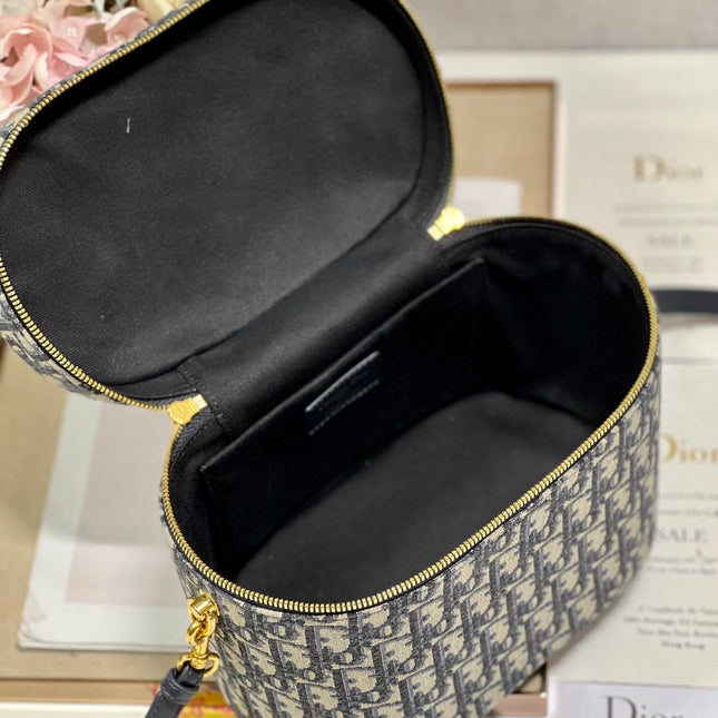 CARO SMALL 24 VANITY CASE IN BLUE MONOGRAM OBLIQUE JACQUARD FABRIC