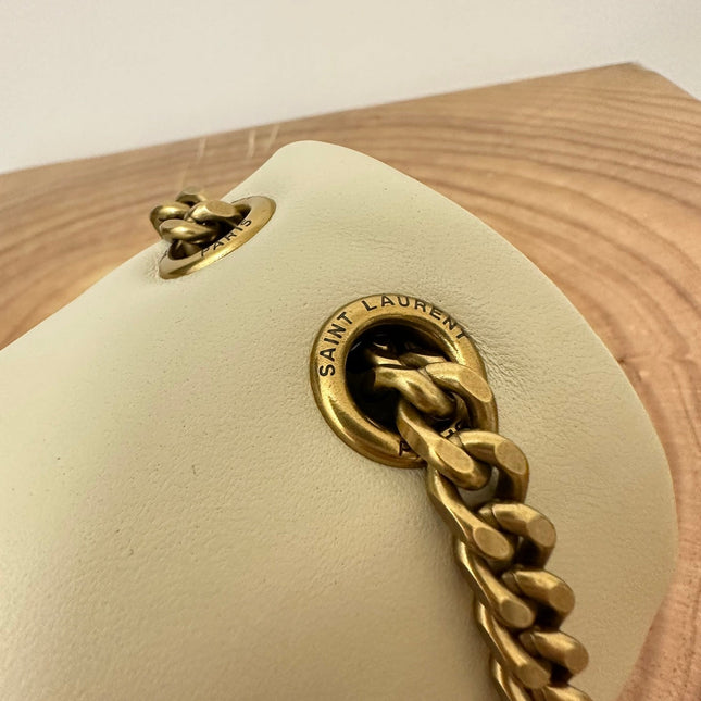 CALYPSO 26 MILKY WHITE LAMBSKIN CHAIN BAG