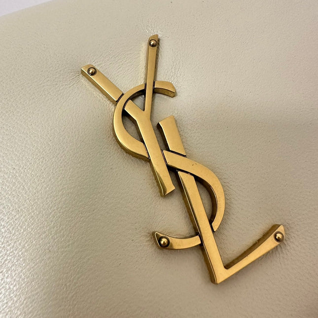 CALYPSO 26 MILKY WHITE LAMBSKIN CHAIN BAG