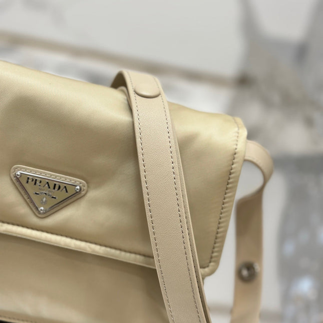 PRA CINI 23 MEDIUM BAG IN FLAX YELLOW RE-NYLON WITH STRAP