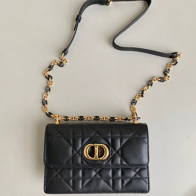MINI CHAIN BAG 17 IN BLACK CALFSKIN