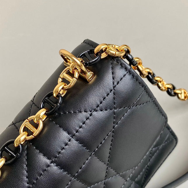 MINI CHAIN BAG 17 IN BLACK CALFSKIN