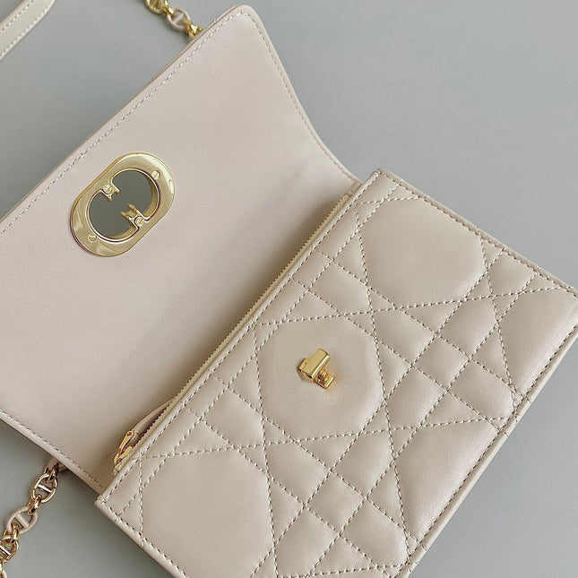 MINI CHAIN BAG 17 IN BEIGE CALFSKIN
