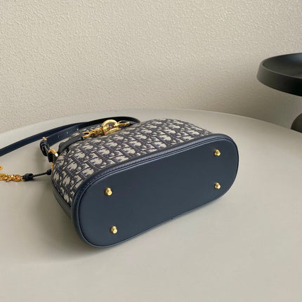 MEDIUM C'EST 24 IN BLUE CD-EMBOSSED OBLIQUE JACQUARD