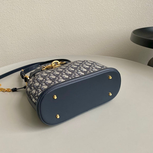 MEDIUM C'EST 24 IN BLUE CD-EMBOSSED OBLIQUE JACQUARD