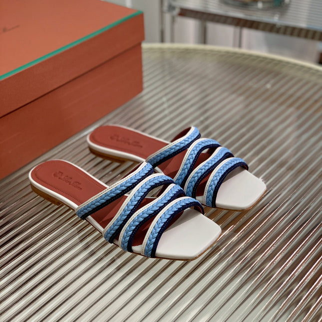 LP SPRIGHTLY CHARMS FLAT SANDAL SKY CALFSKIN