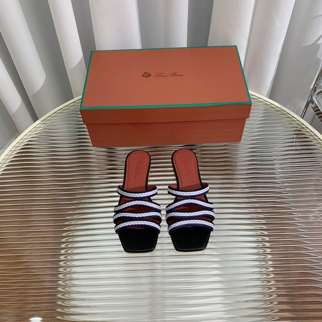 LP SPRIGHTLY CHARMS FLAT SANDAL WHITE AND BLACK CALFSKIN