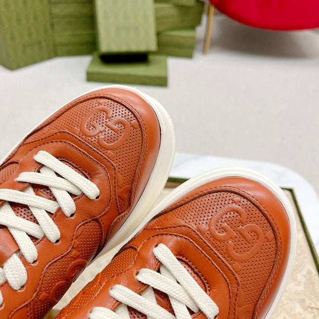 GG EMBOSSED TRAINER CARAMEL CALFSKIN