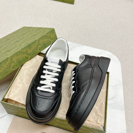 GG EMBOSSED TRAINER BLACK CALFSKIN